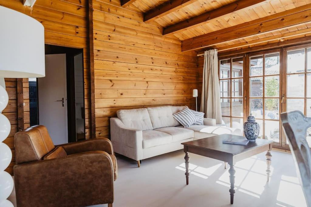 Holland Holiday Home 埃尔默洛 外观 照片